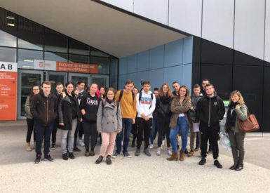 les-bts-1-anabiotec-decouvrent-des-techniques-de-pointe-sur-le-campus-sante-innovations-de-saint-etienne