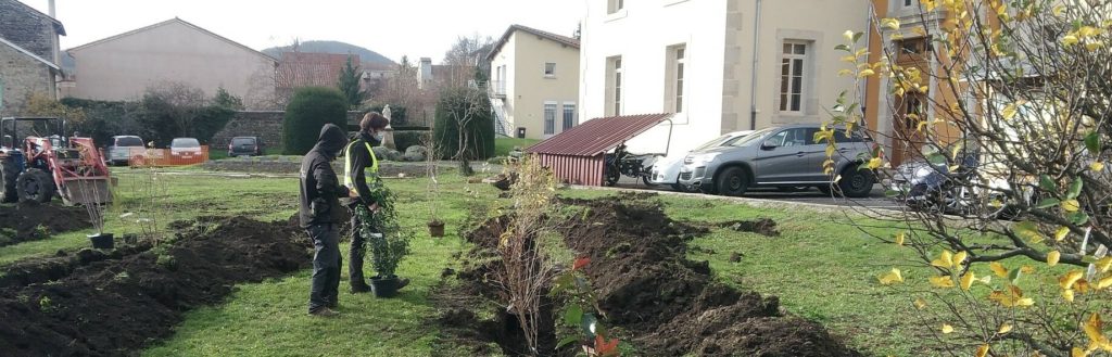 un-projet-damenagement-porte-par-les-bp-amenagements-paysagers