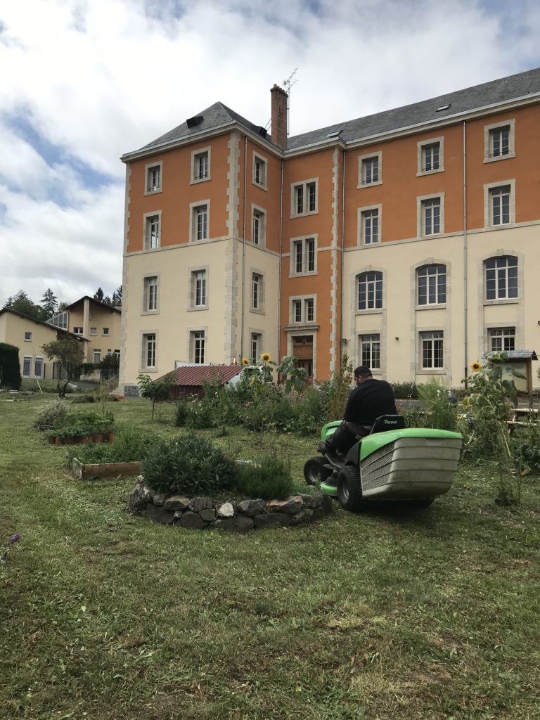 lisvt-prepare-la-rentree-nettoyage-du-site-en-partenariat-avec-lesat-de-meymac