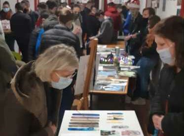 marche-de-noel-organise-par-les-eleves-de-2-gt