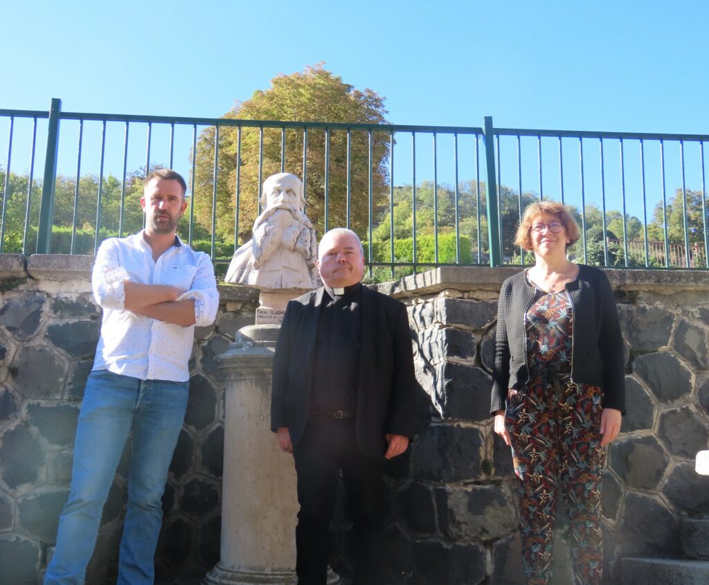 visite-de-monseigneur-yves-baumgarten-a-lisvt